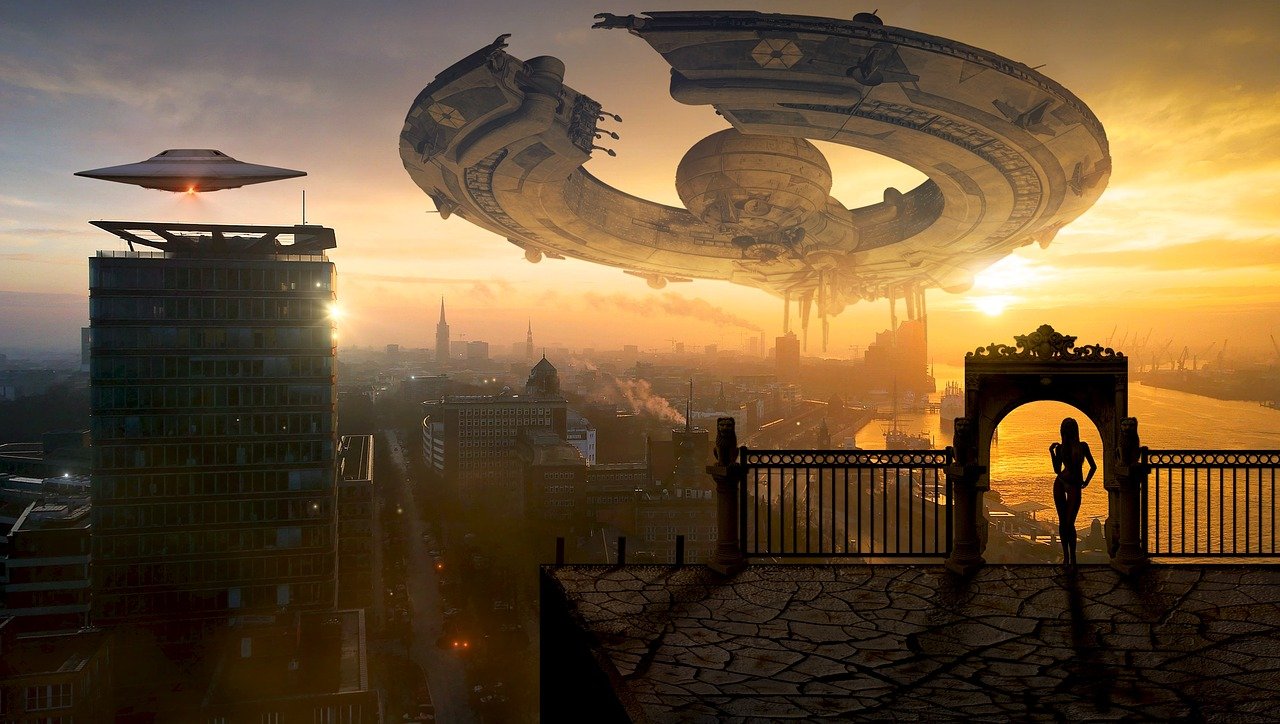 Fantasy Ufo City Science Fiction  - KELLEPICS / Pixabay