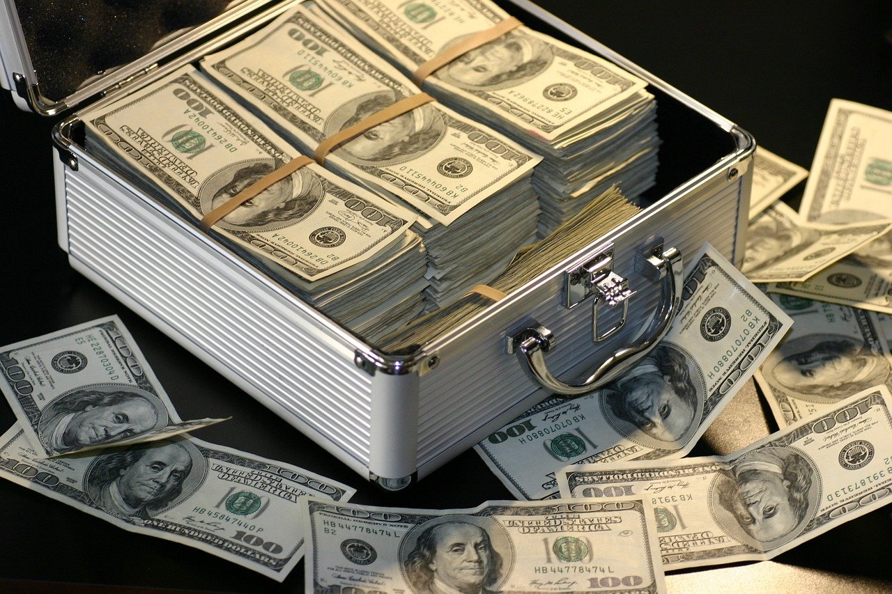 Money Dollars Success Business  - Maklay62 / Pixabay