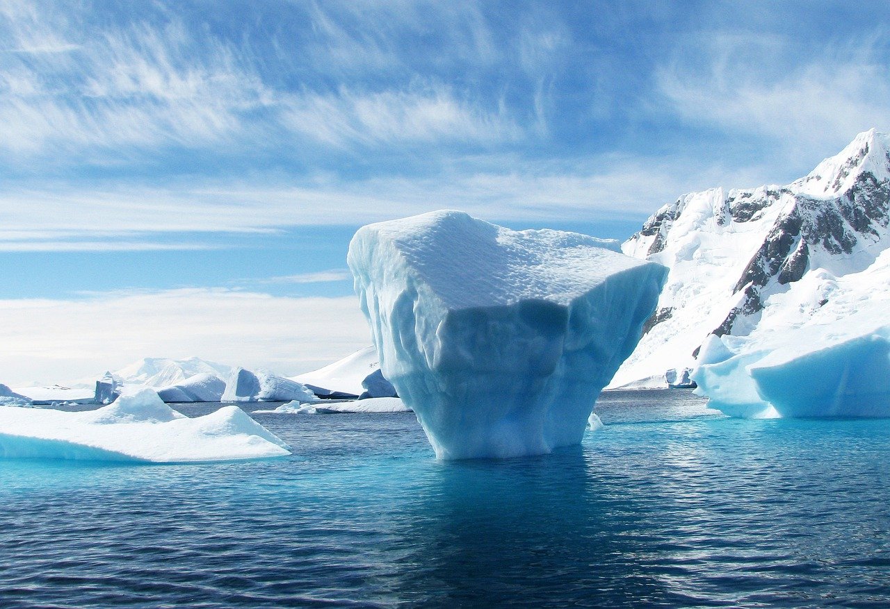 Iceberg Antarctica Polar Ice Sea  - 358611 / Pixabay