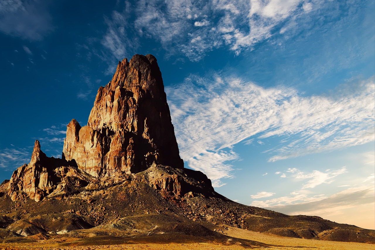 Mountain Desert Landscape Nature  - TheDigitalArtist / Pixabay